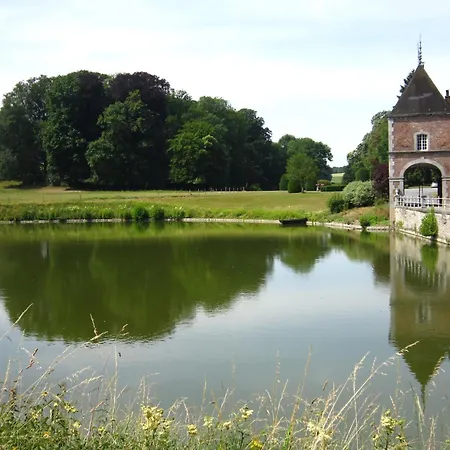 Elegant Castle Stay, Havelange Ferienhaus *