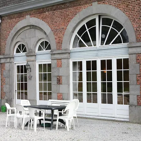 Elegant Castle Stay, Havelange