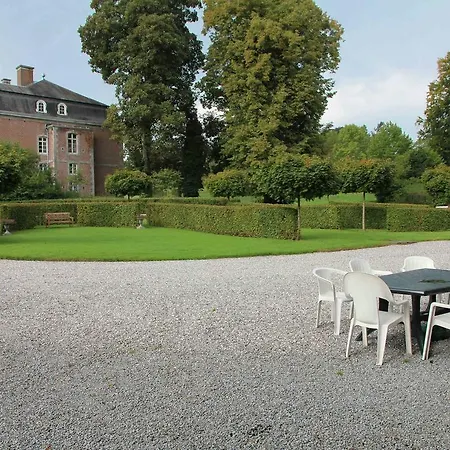 Holiday Home For 10 People Set In Castle Grounds Barvaux-Condroz