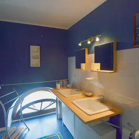 Holiday home Holiday Home For 10 People Set In Castle Grounds *