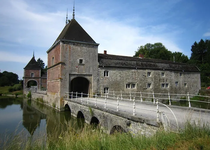 Elegant Castle Stay, Havelange Barvaux-Condroz