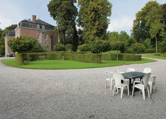 Elegant Castle Stay, Havelange Barvaux-Condroz